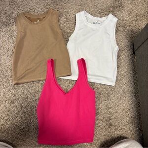 x3 Hollister Tanks